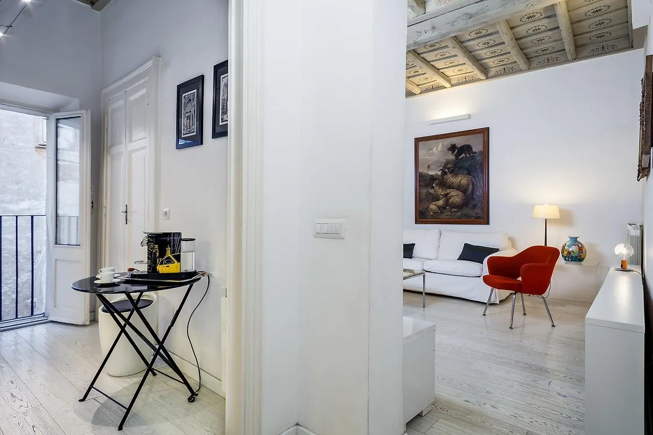 White Pantheon One Bedroom Apartment